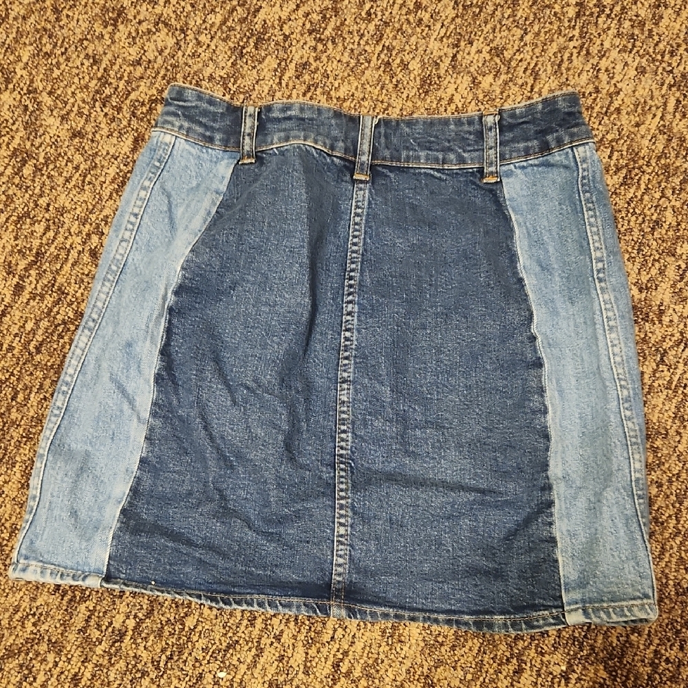 Madewell Denim Mini Skirt with Gold Accents - Picture 5 of 5